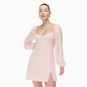 Aritzia Wilfred Sz 4 Novella Light Pink Feminine Romantic Dress